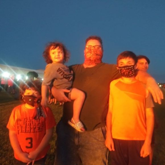 Meet your Posher, Jessica - Picture 1 of 1